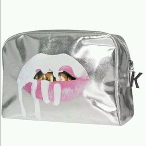 Kylie Jenner Makeup Bag